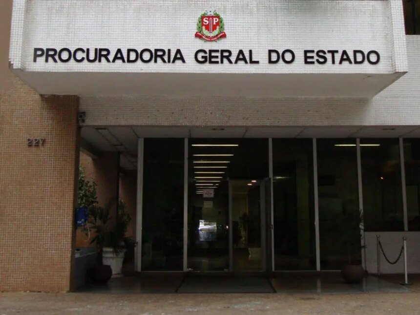 A Procuradoria Geral de São Paulo utiliza inteligência artificial para examinar 4 milhões de documentos.