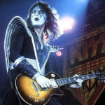 Ace Frehley, guitarrista e fundador do Kiss, falece aos 74 anos nos EUA