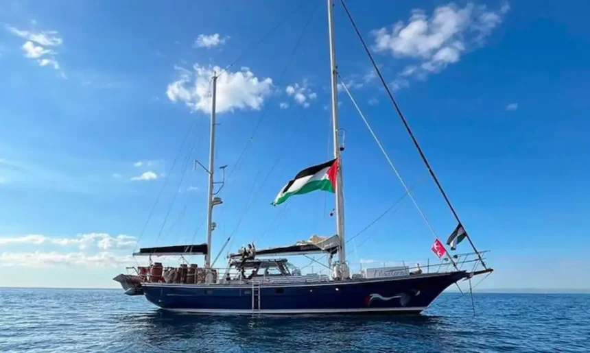 Ativistas afirmam que Israel interceptou flotilha de ajuda destinada à região de Gaza
