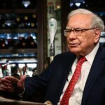 Berkshire Hathaway separa as funções de CEO e presidente e planeja sucessão de Buffett.