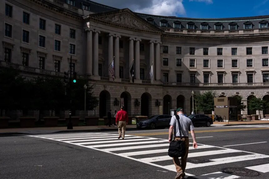 Casa Branca começa demissões em massa de funcionários durante o “shutdown” nos EUA