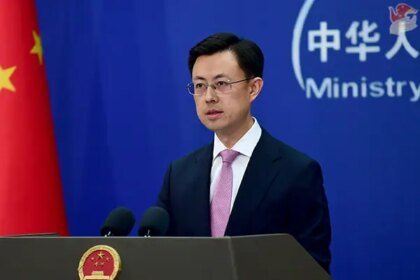 China confirma queda de aeronave americana durante exercícios militares