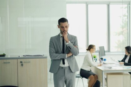 Cinco abordagens para executivos gerenciarem um CEO com temperamento complicado