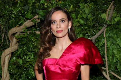 Com 36 anos, ela é uma talentosa especialista em tecnologia e lidera uma startup desejada por Mark Zuckerberg