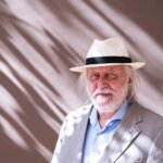 Conheça a Vida e a Obra do Vencedor do Nobel de Literatura 2025