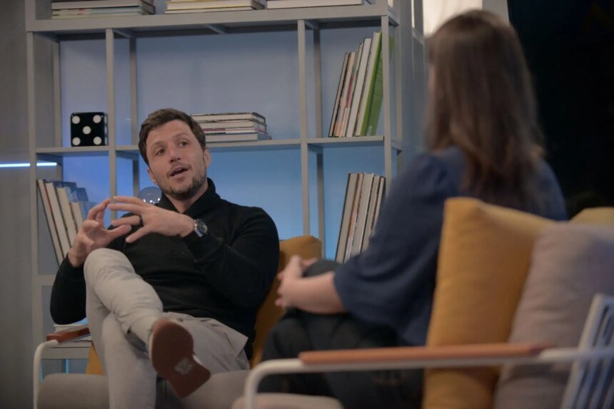 De que forma uma gambiarra com bateria de moto originou uma empresa de milhões