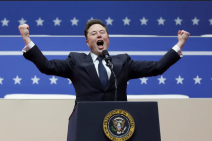 Elon Musk alcança um patrimônio líquido de 500 bilhões de dólares.