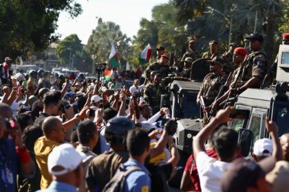 Facção militar assume o comando de Madagascar após impeachment do presidente
