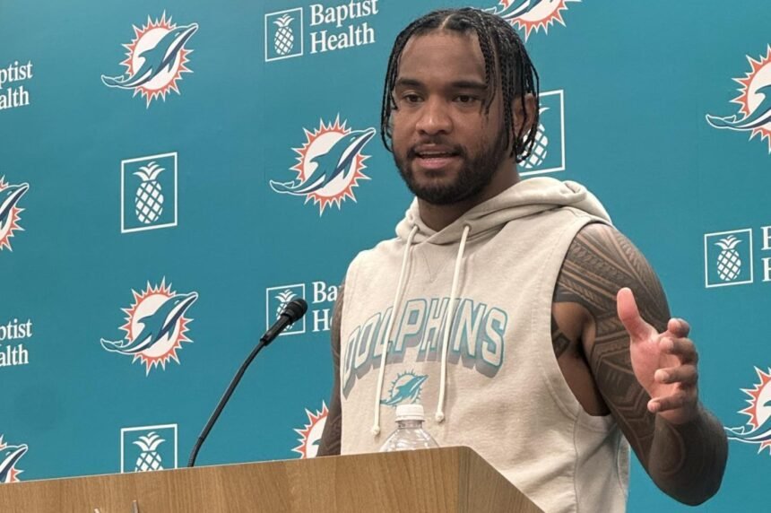 Duelo de Draft: Tagovailoa e Herbert se Encontram Novamente na NFL