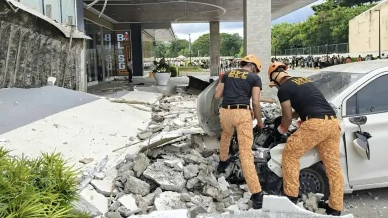 Forte terremoto de magnitude 7,4 sacode Filipinas; alertas de tsunami são cancelados