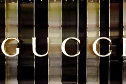 Gucci, Chloé e Loewe recebem multa de R$ 855 milhões por violação de leis antitruste na União Europeia