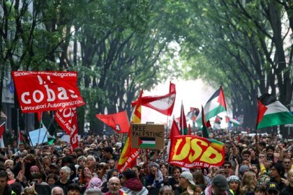 Itália enfrenta greve geral e protestos contra Israel devido a interceptação de flotilhas