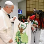 Papa Leão XIV acolhe MST no Vaticano e afirma: ‘terra é um direito sagrado’