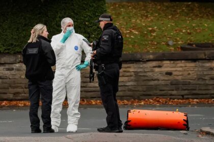 Polícia identifica suspeito de ataque a sinagoga em Manchester, Inglaterra