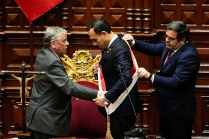 Por que Dina Boluarte deixou o cargo de presidente do Peru