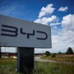 Presidente da BYD afirma que “o futuro é elétrico” durante abertura de nova fábrica na Bahia