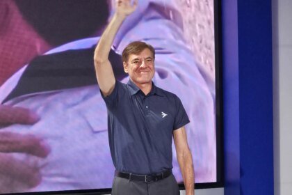 Presidente da Embraer enxerga “lugar para 3 ou 4 companhias” no mercado dominado por Boeing e Airbus