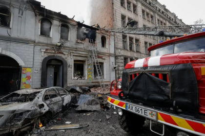 Rússia e Ucrânia disparam mísseis após impasse sobre encontro Trump-Putin