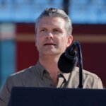 Secretário de Defesa dos EUA apoia repatriação de sobreviventes de ataque no Caribe