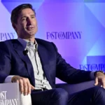 Starbucks já conta com um barista de IA oculto para auxiliar na preparação do café, mas rejeita o uso de robôs.