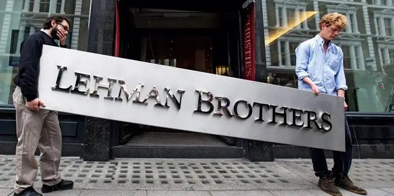 Sucursal de Londres do Lehman Brothers encerra operações após 17 anos e £28 bilhões desde a crise