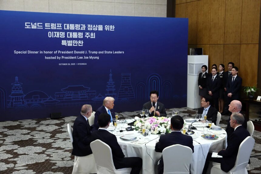 Trump anuncia acordo comercial firmado com a Coreia do Sul