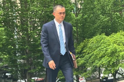 Trump concede perdão presidencial a Changpeng Zhao, fundador da Binance