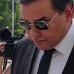 Trump ordena libertação de George Santos, ex-deputado de ascendência brasileira, nos EUA