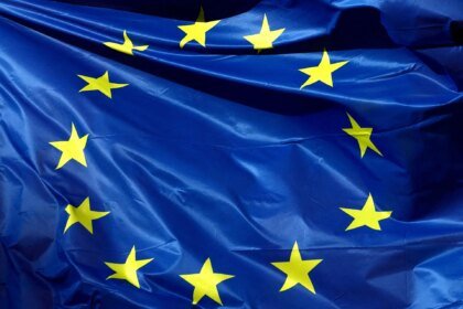 UE fecha acordo para banir totalmente importações de gás russo a partir de 2028