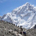 Último membro da equipe pioneira no Everest falece aos 92 anos