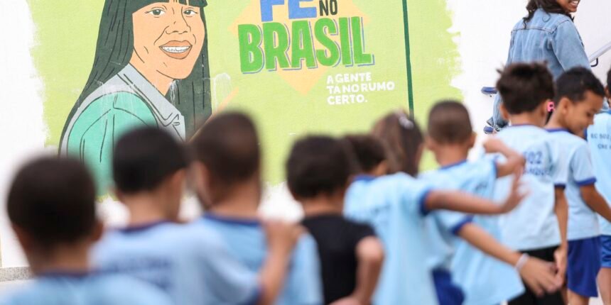 PNE: Investimento de 7,5% do PIB é Sugerido para Educação