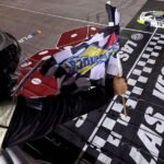 Almirola Triunfa em Las Vegas Após Duelo Intenso com Zilisch