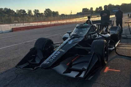 Collet Acelera na IndyCar em Teste Promissor com a Foyt
