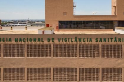 Anvisa Alerta: Lote Falso de Chá e Suplementos Retirados do Mercado