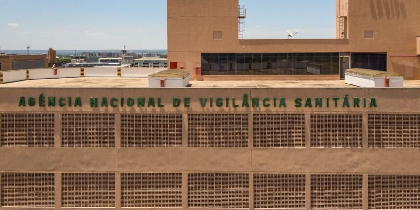 Anvisa Alerta: Lote Falso de Chá e Suplementos Retirados do Mercado