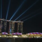 GP de Singapura: F1 Acelera em Marina Bay sob Refletores e Clima Incerto