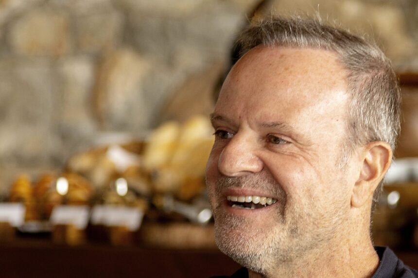 Audi Busca Legado na F1 com Apoio de Barrichello