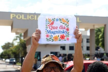 Ministros Reagem à Prisão de Bolsonaro e Citam Risco de Fuga