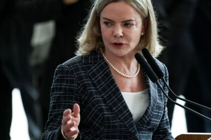 Derrite Relator de PL Antifacção Causa Controvérsia, Diz Ministra