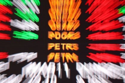 Bolsa Brasileira Alcança Novo Recorde Impulsionada por Bancos e Petroleiras