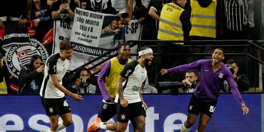Depay e Yuri Alberto Brilham: Corinthians Vence Clássico em Itaquera