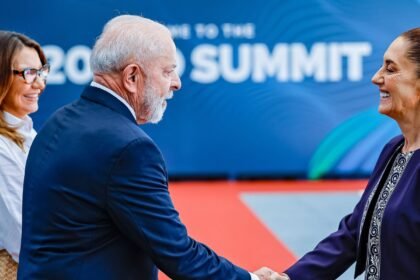 Presidente do México busca apoio brasileiro para produção de etanol