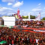 Flamengo Rumo ao Tri: Torcida Incendeia Embarque Para Final da Libertadores