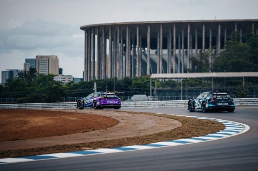 Fraga Domina TL2 da Stock Car em Brasília; Elias Surge em Segundo