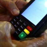 Bancos Centrais: Novas Regras Protegem Consumidores em Falhas de Cartão