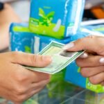 Absorventes Gratuitos no SUS: Milhões de Mulheres Recebem Alerta para Retirada
