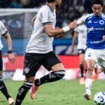 Brasileirão: Cruzeiro e Botafogo Empatam em Jogo Movimentado no Mineirão